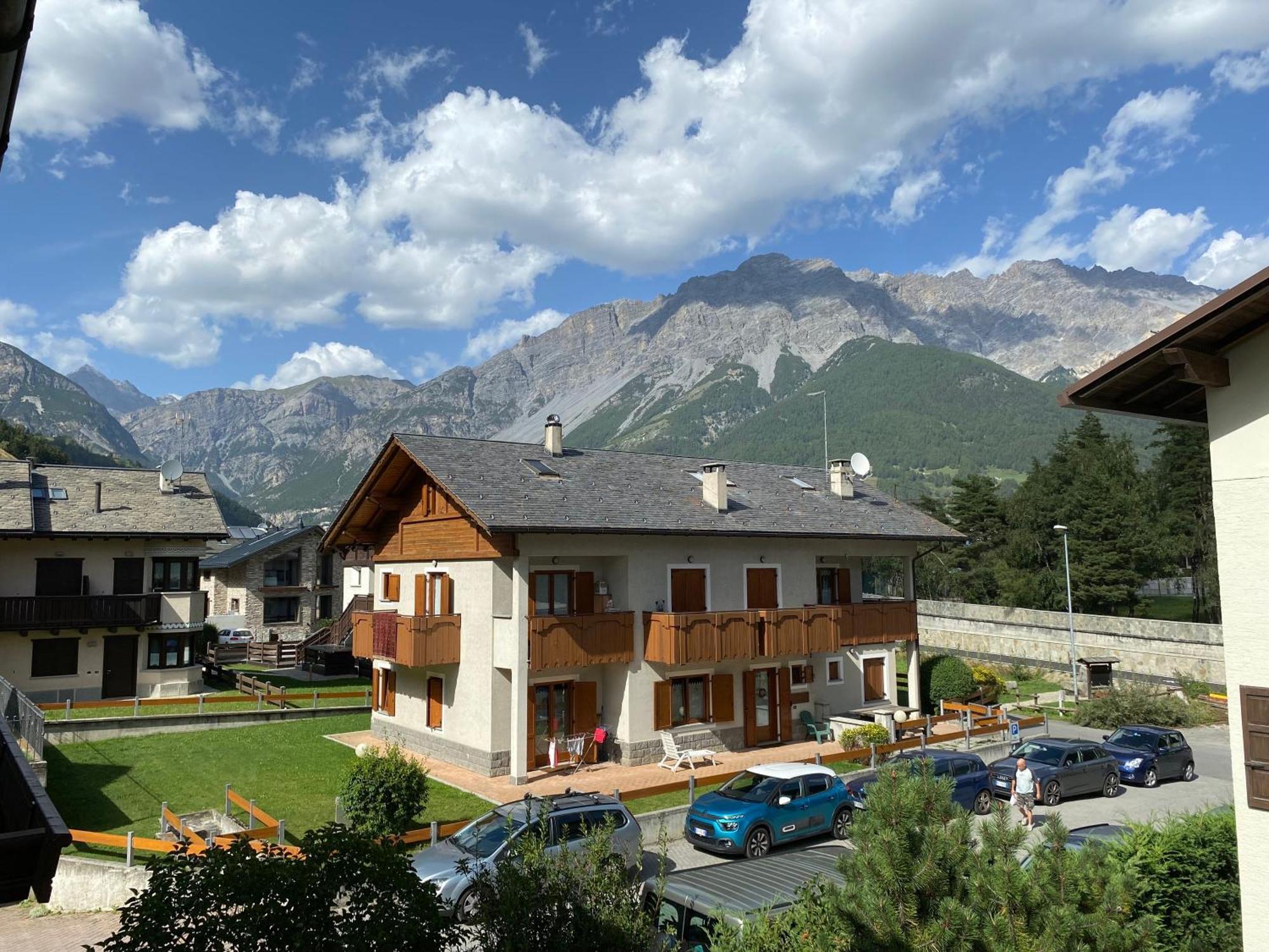 Appartamento In Residence Santa Lucia بورمْيو المظهر الخارجي الصورة